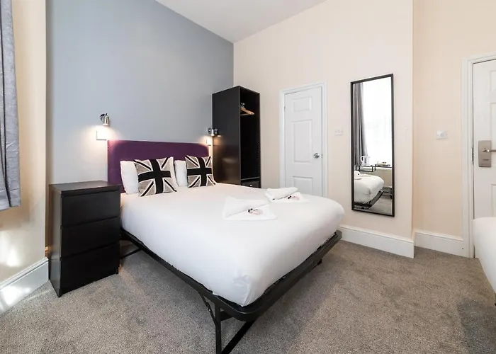 Royal London By SabaBed and Breakfast